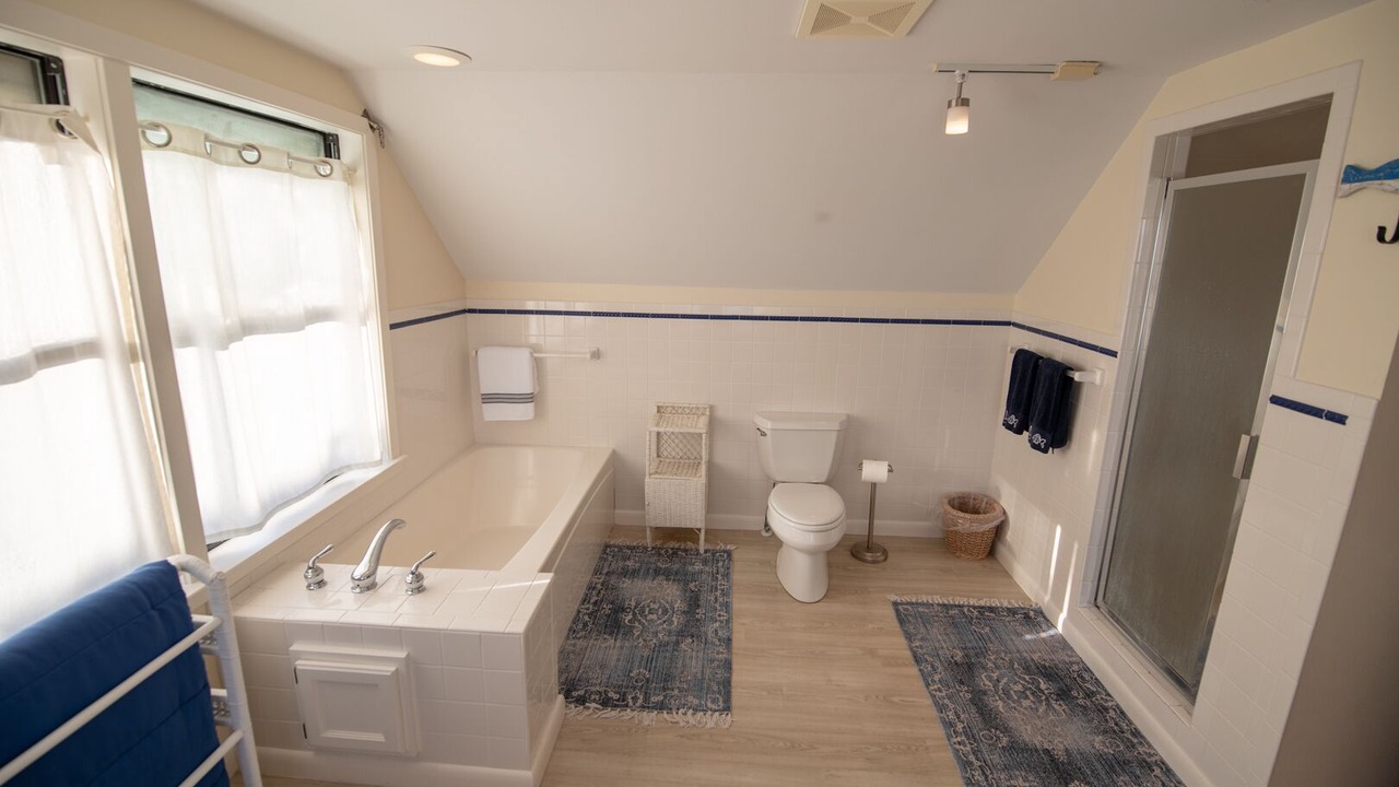 Photo of Bathroom in Surf Side Shores