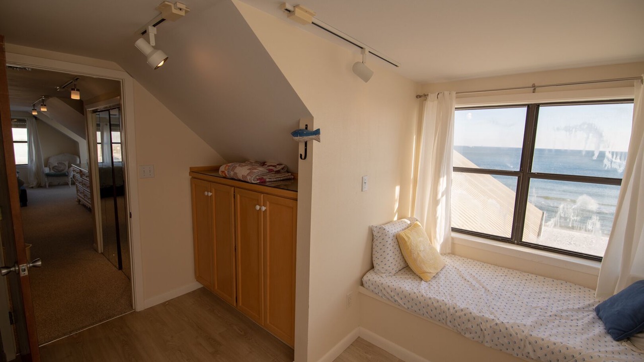 Photo of Bedroom in Surf Side Shores