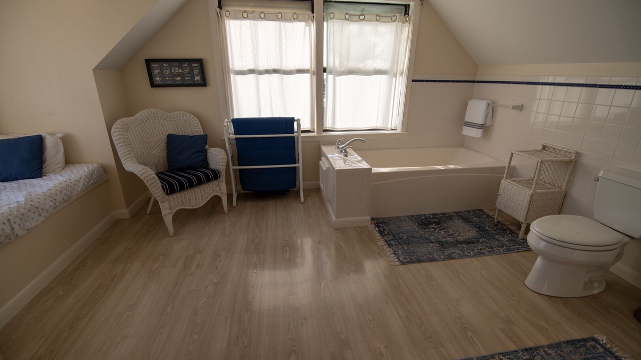 Photo of Bathroom in Surf Side Shores