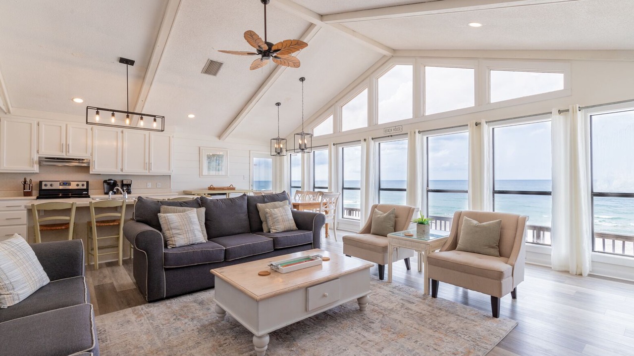 Photo of Livingroom in Surf Side Shores