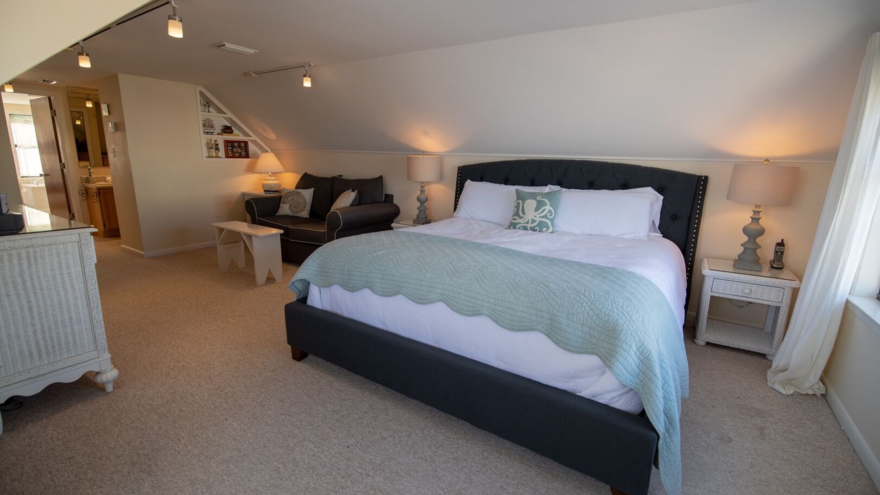 Photo of Bedroom in Surf Side Shores