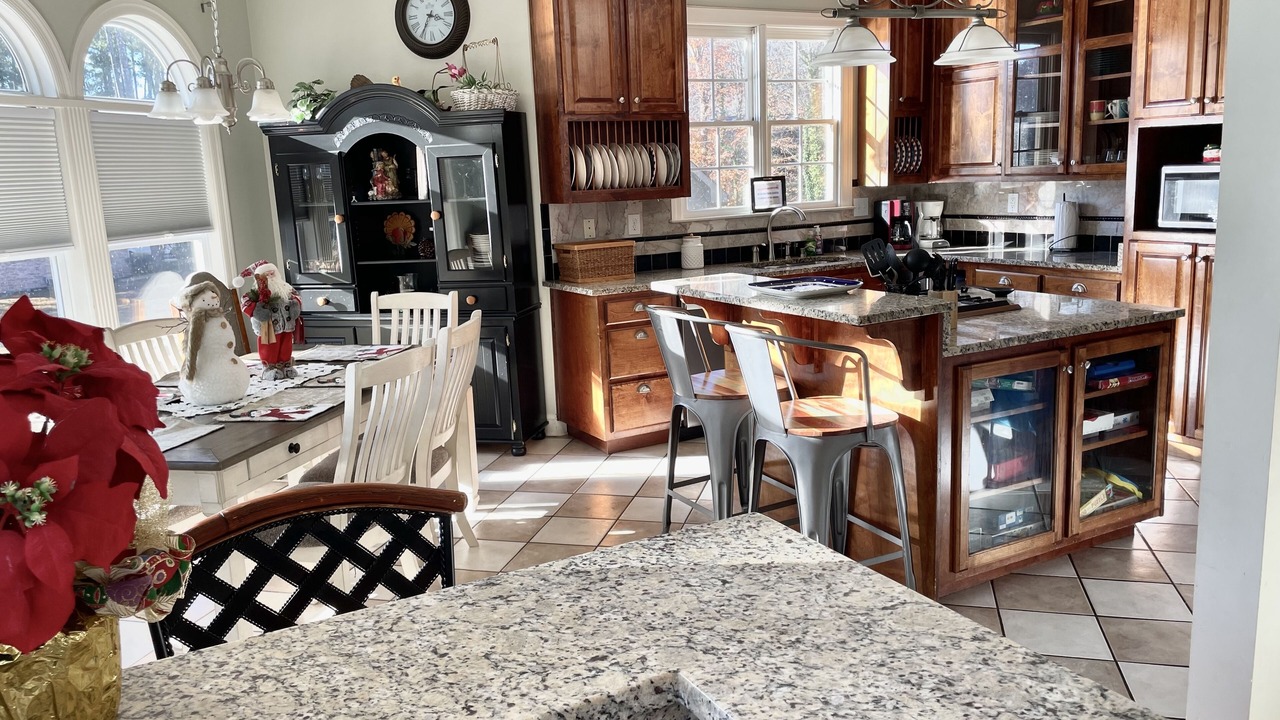 Photo of Kitchen in Guntersville