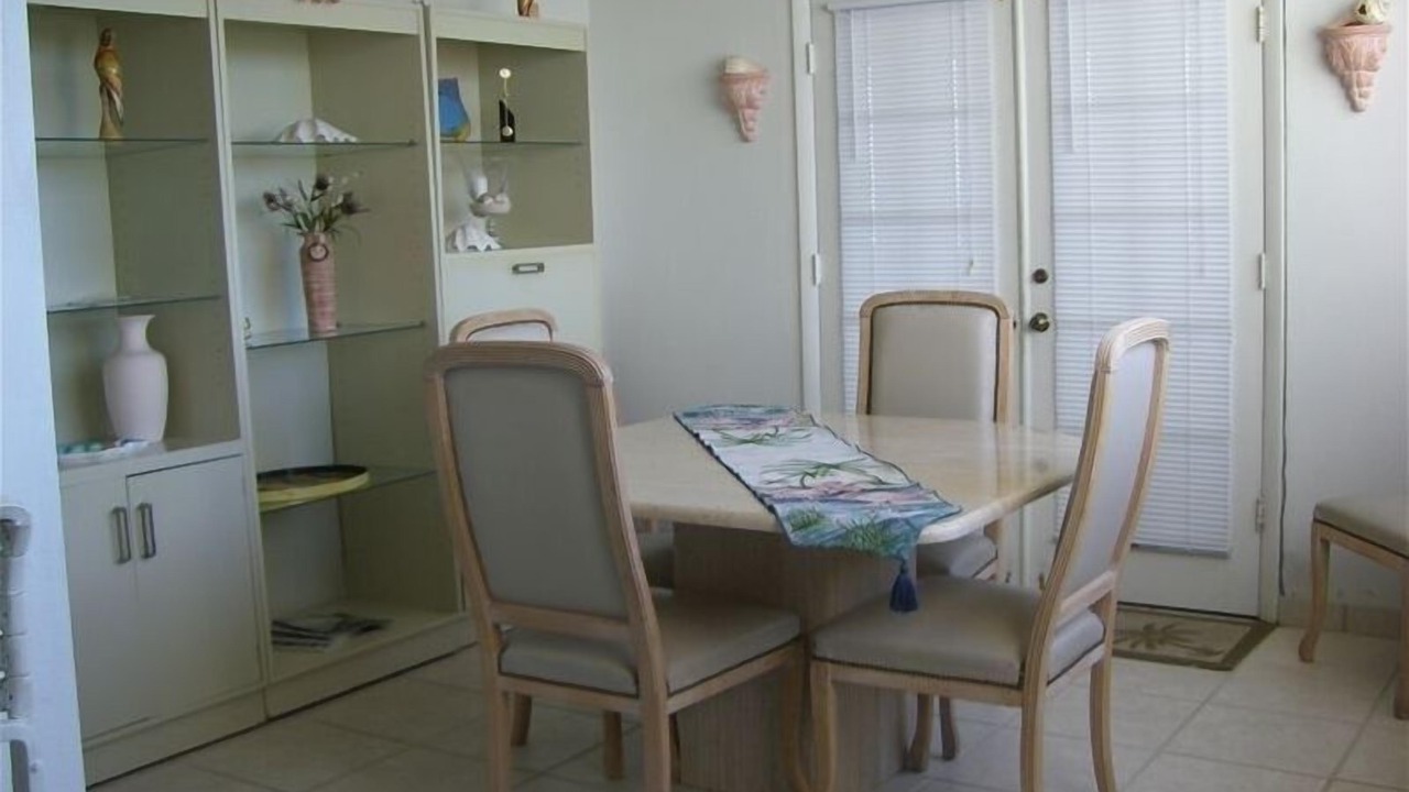 Photo of Livingroom in Key Largo