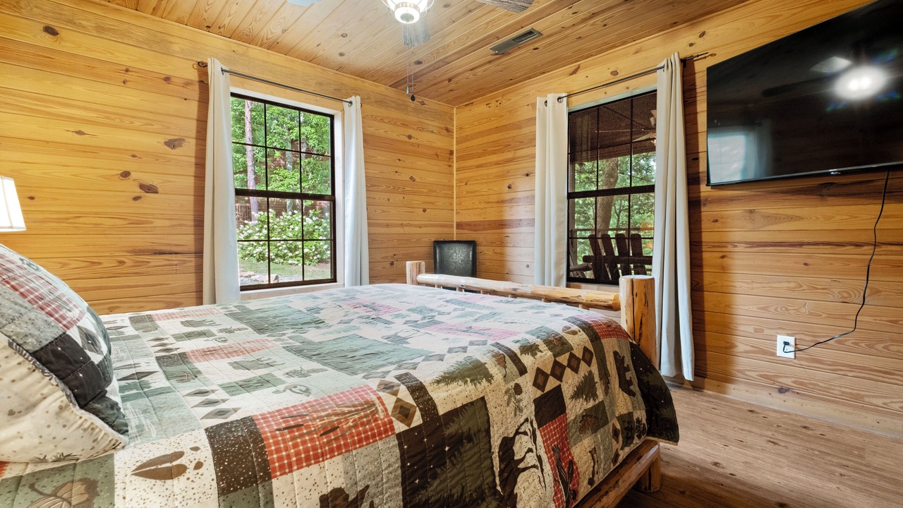 Photo of Bedroom in Gadsden
