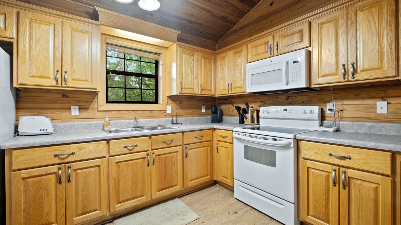 Photo of Kitchen in Gadsden