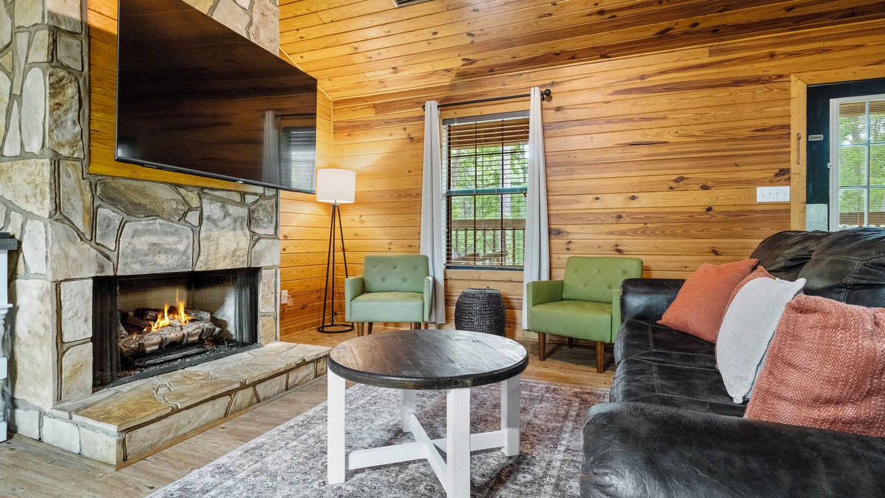 Photo of Livingroom in Gadsden