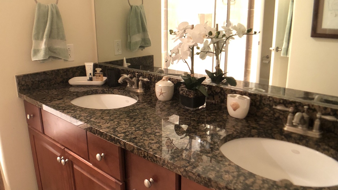 Photo of Bathroom in Dauphin Island