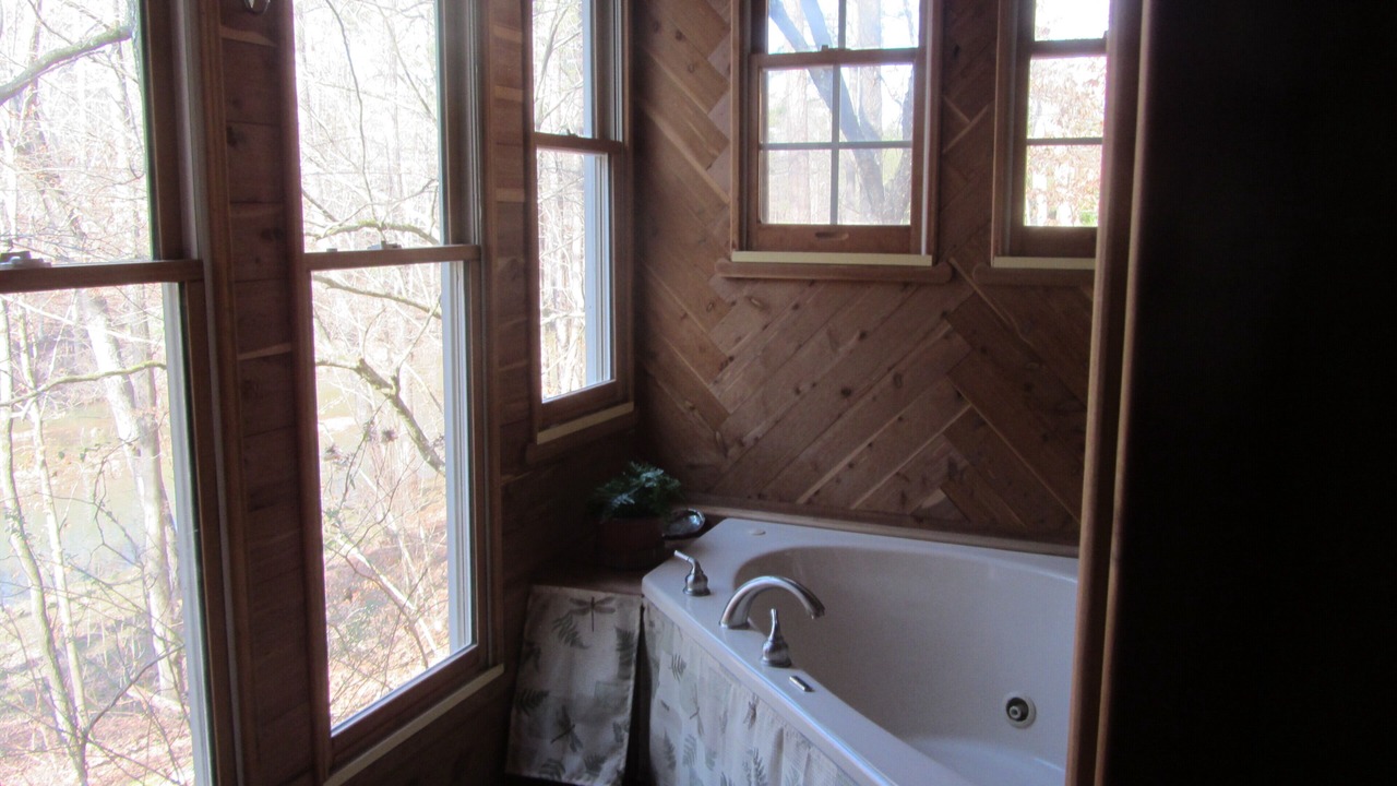 Photo of Bedroom in Waldo
