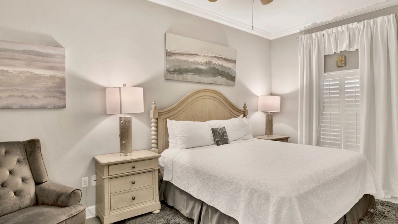 Photo of Bedroom in Gulf Shores