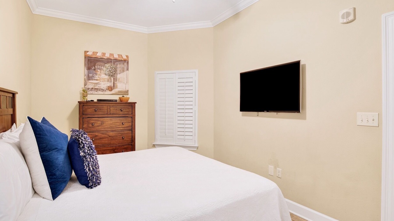 Photo of Bedroom in Orange Beach