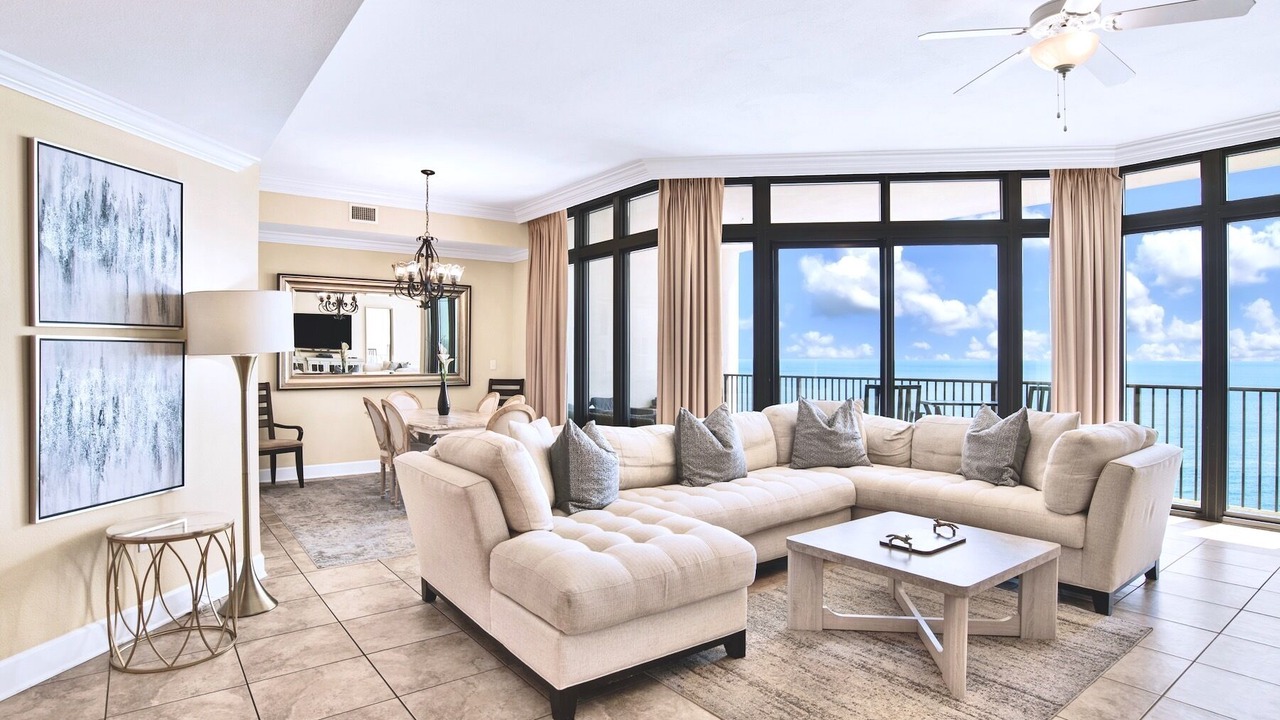 Photo of Livingroom in Orange Beach