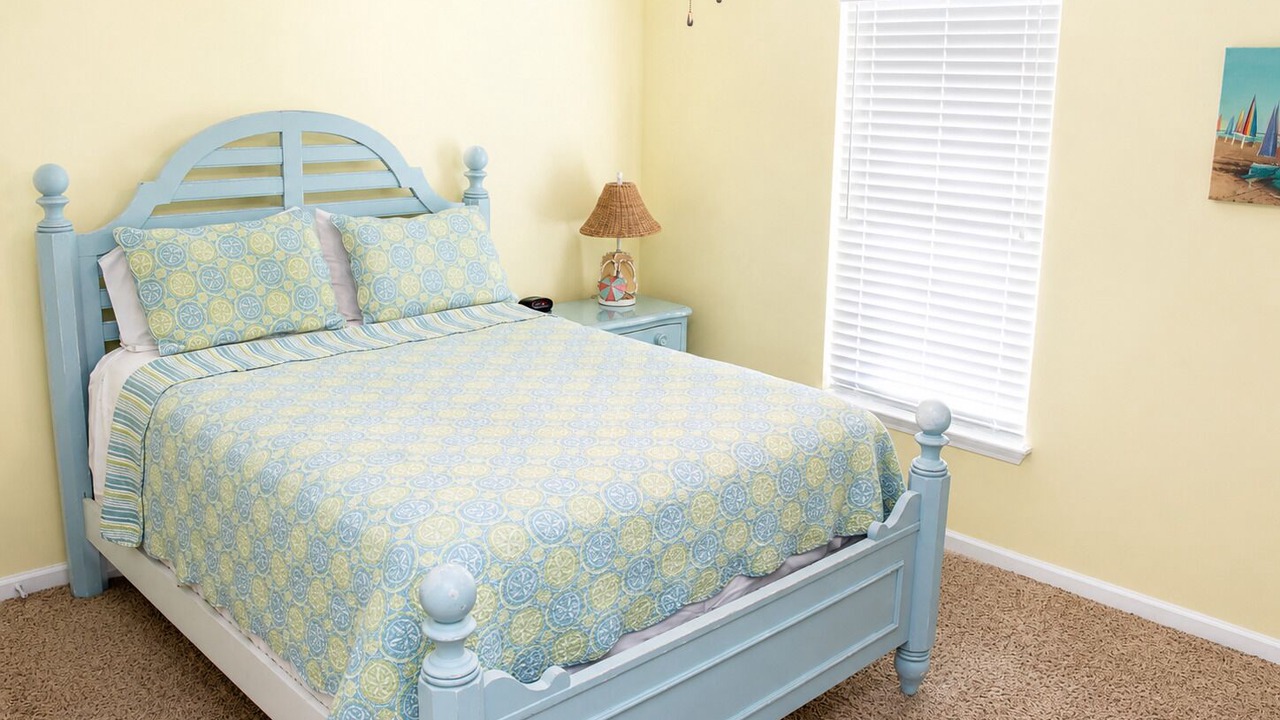 Photo of Bedroom in Crescent Beach