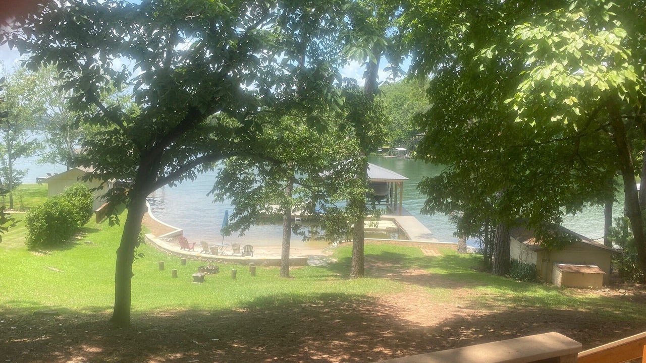 Photo of Others in Dadeville