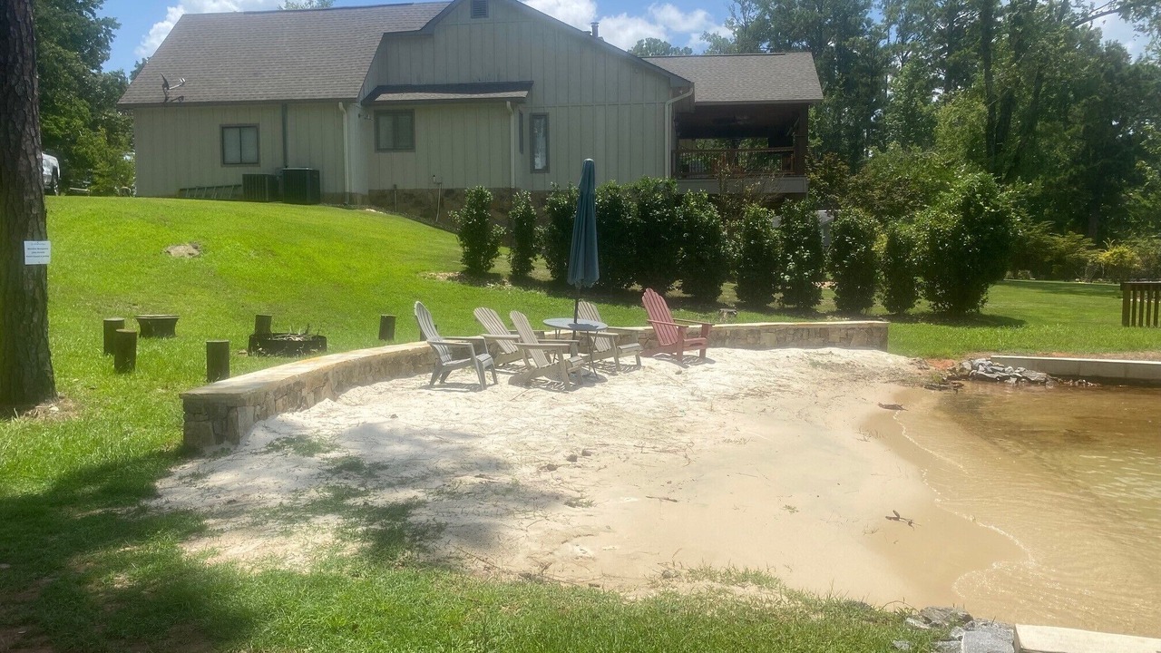 Photo of Others in Dadeville