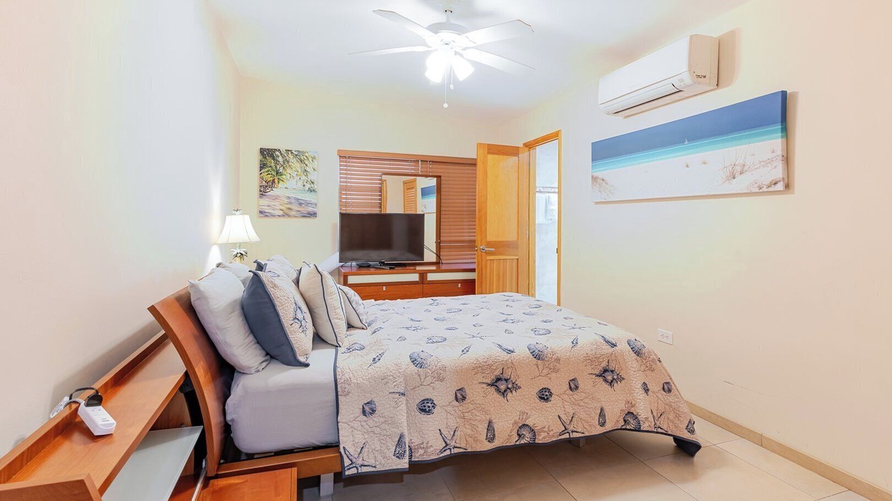 Photo of Bedroom in Key Colony Beach