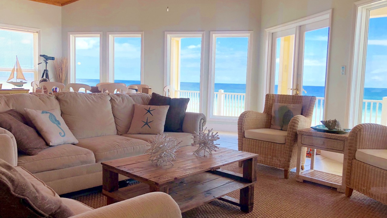 Photo of Livingroom in Surf Side Shores