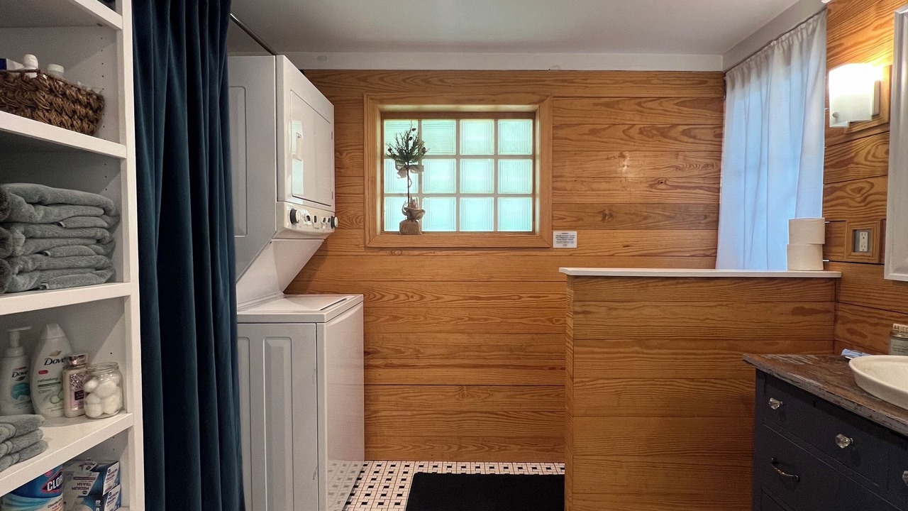 Photo of Bathroom in Auburn