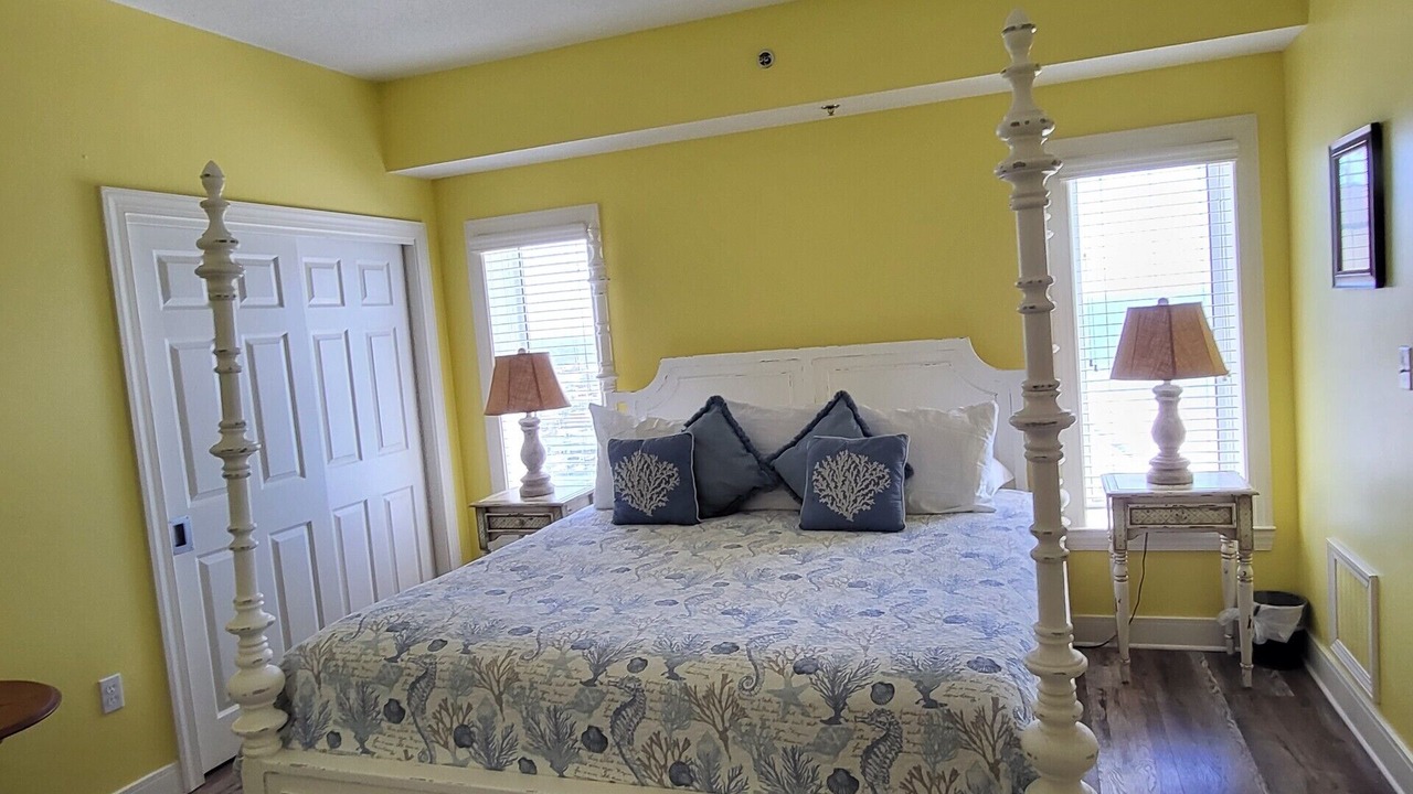 Photo of Bedroom in Orange Beach
