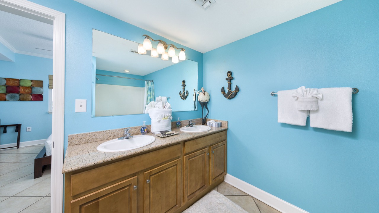 Photo of Bathroom in Gulf Shores