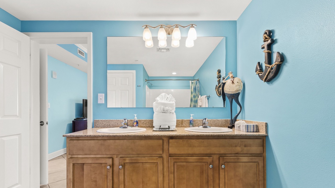 Photo of Bathroom in Gulf Shores