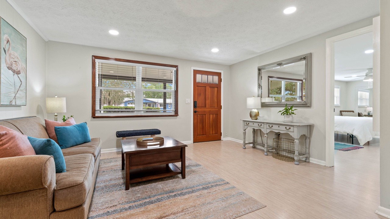 Photo of Livingroom in Jacksonville Beach