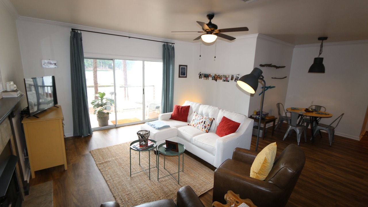 Photo of Livingroom in Dadeville