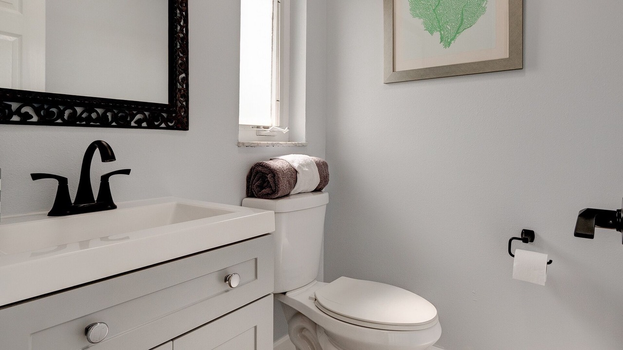 Photo of Bathroom in Yacht Club