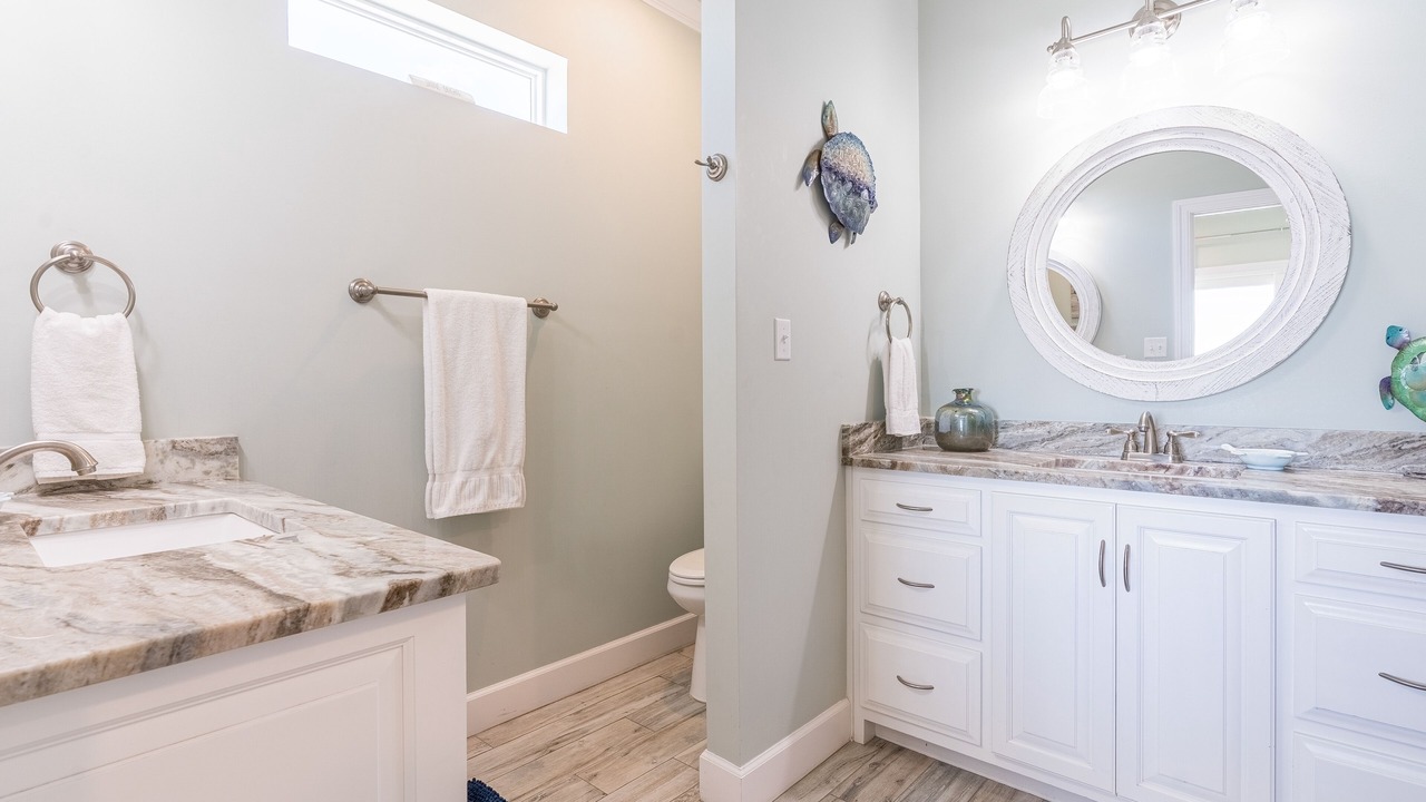 Photo of Bathroom in Dauphin Island