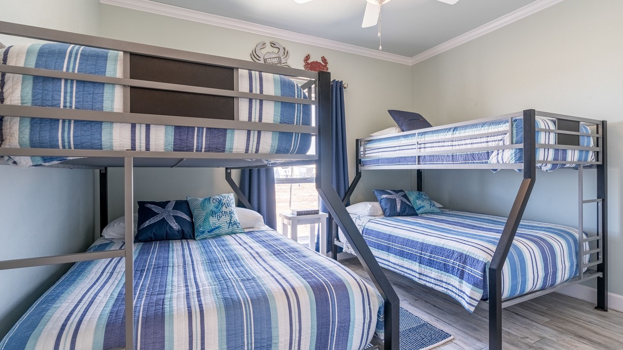 Photo of Bedroom in Dauphin Island