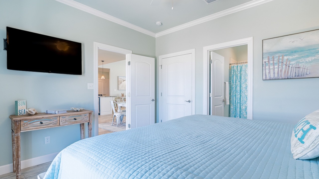 Photo of Bedroom in Dauphin Island