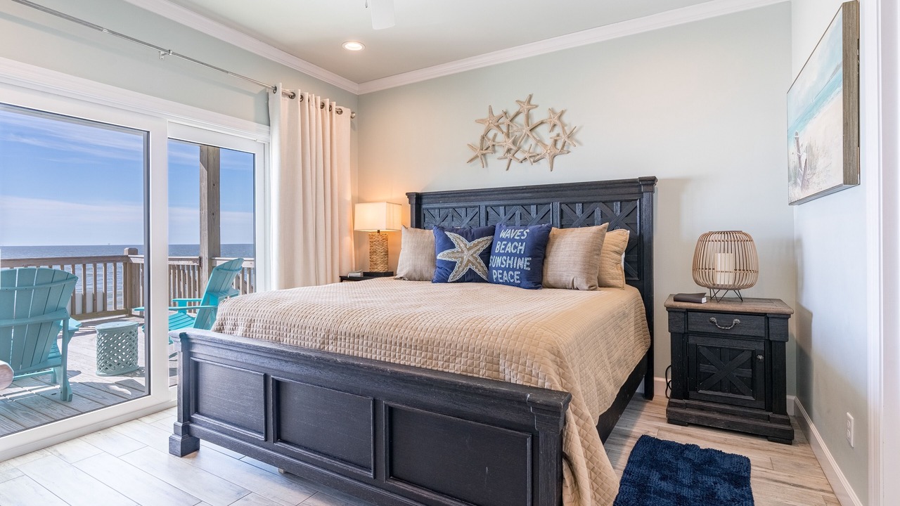 Photo of Bedroom in Dauphin Island