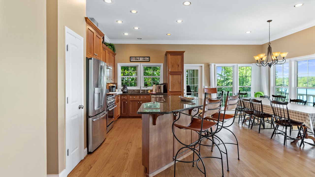 Photo of Kitchen in Stoney Point Landing