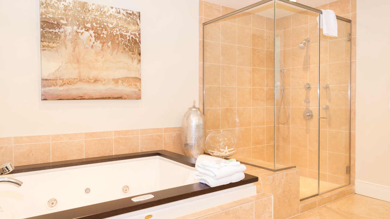 Photo of Bathroom in Orange Beach