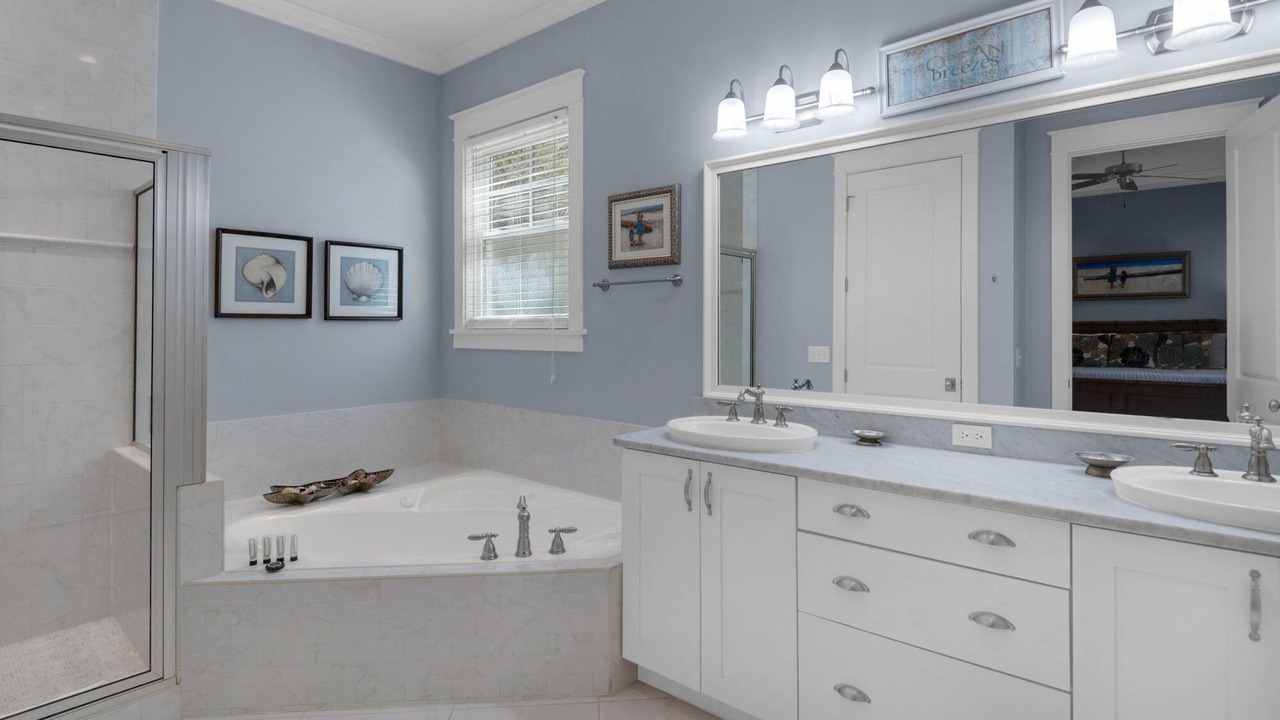 Photo of Bathroom in Seagrove Beach