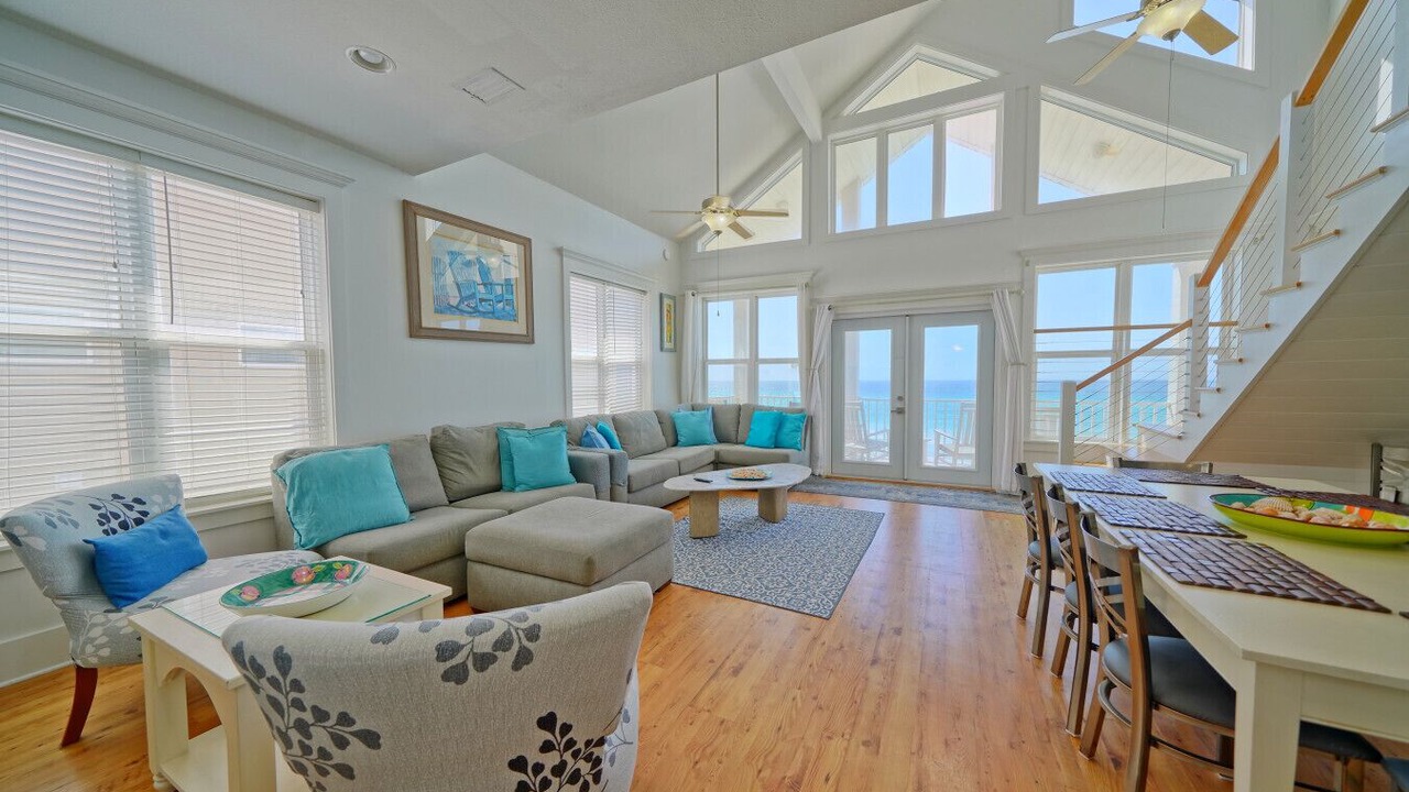 Photo of Livingroom in Fort Bay