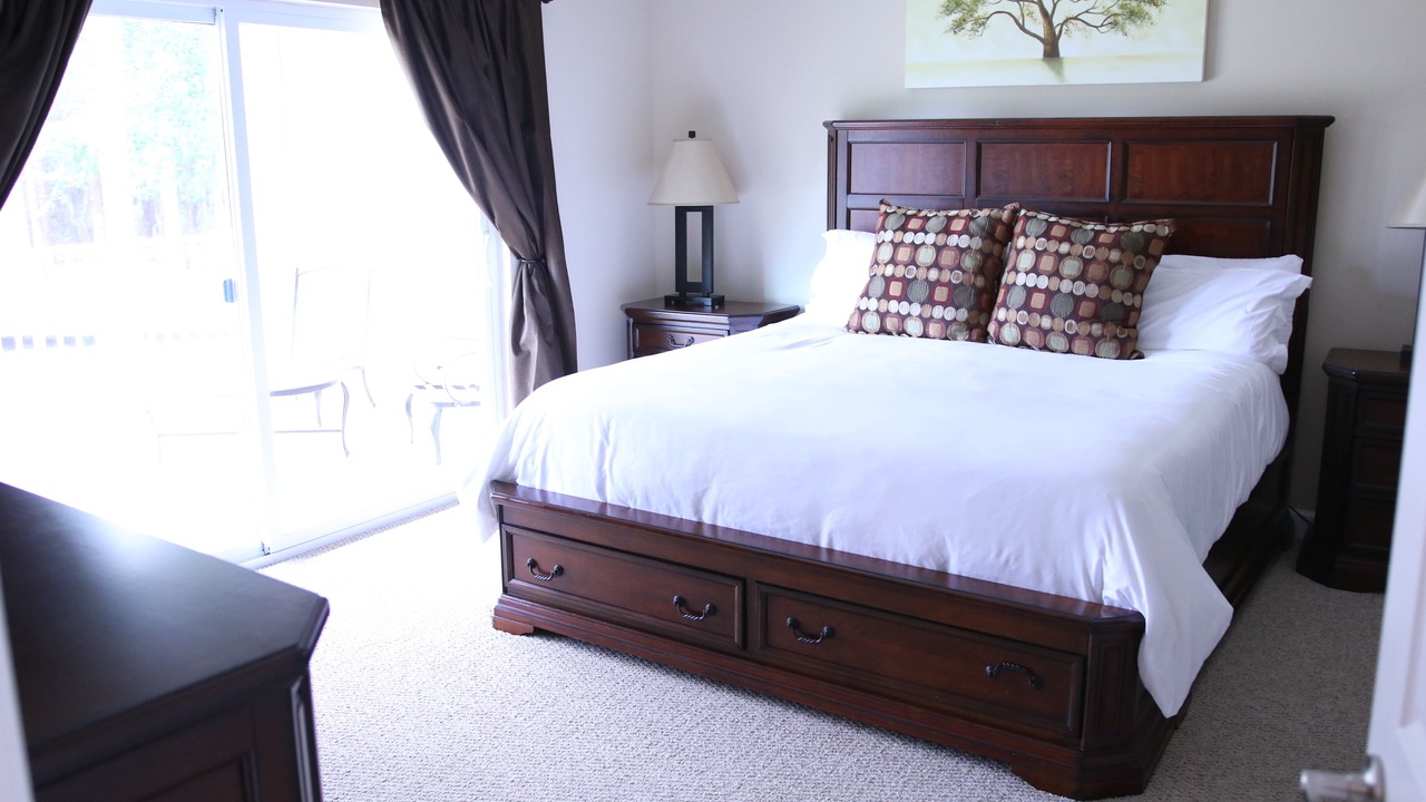 Photo of Bedroom in Foley