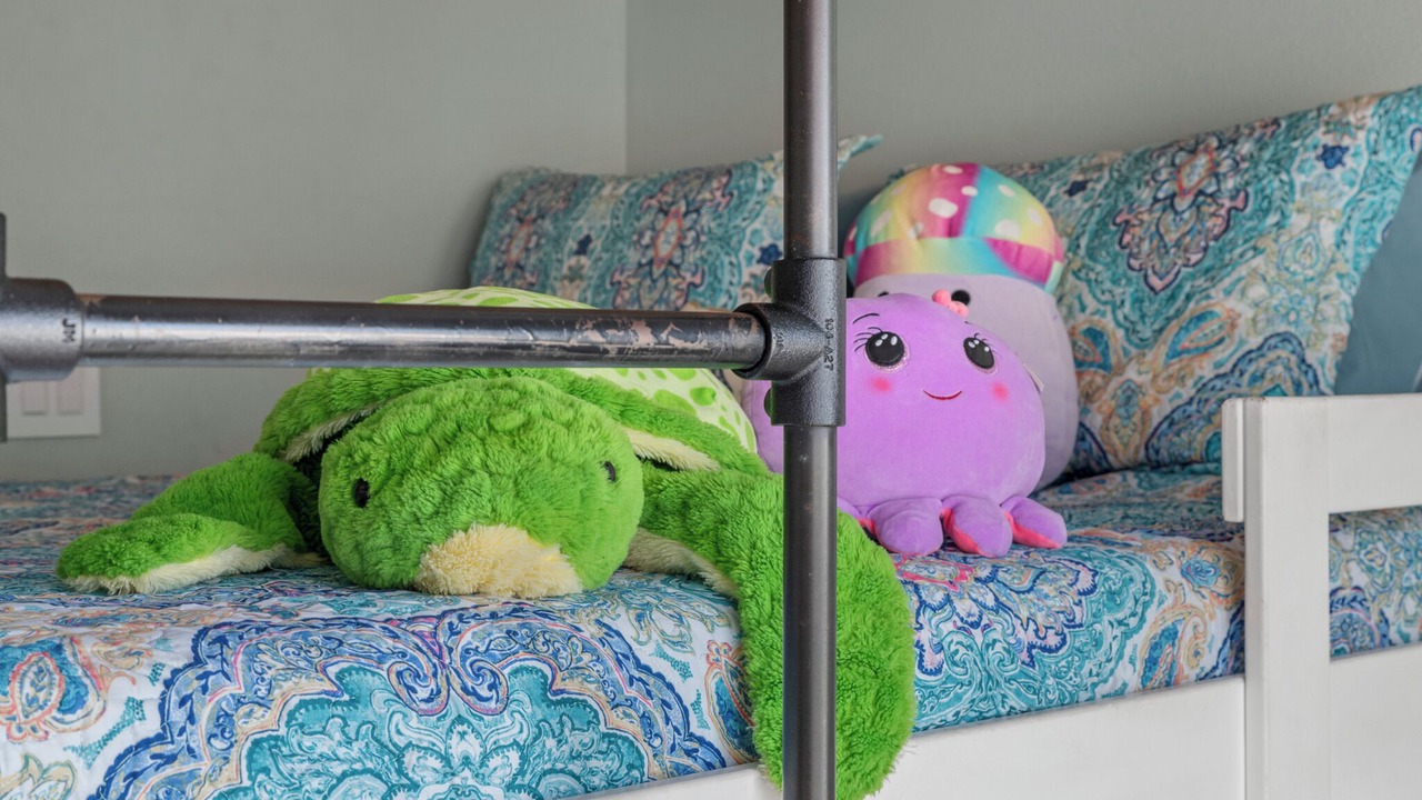 Photo of Bedroom in Crystal Beach