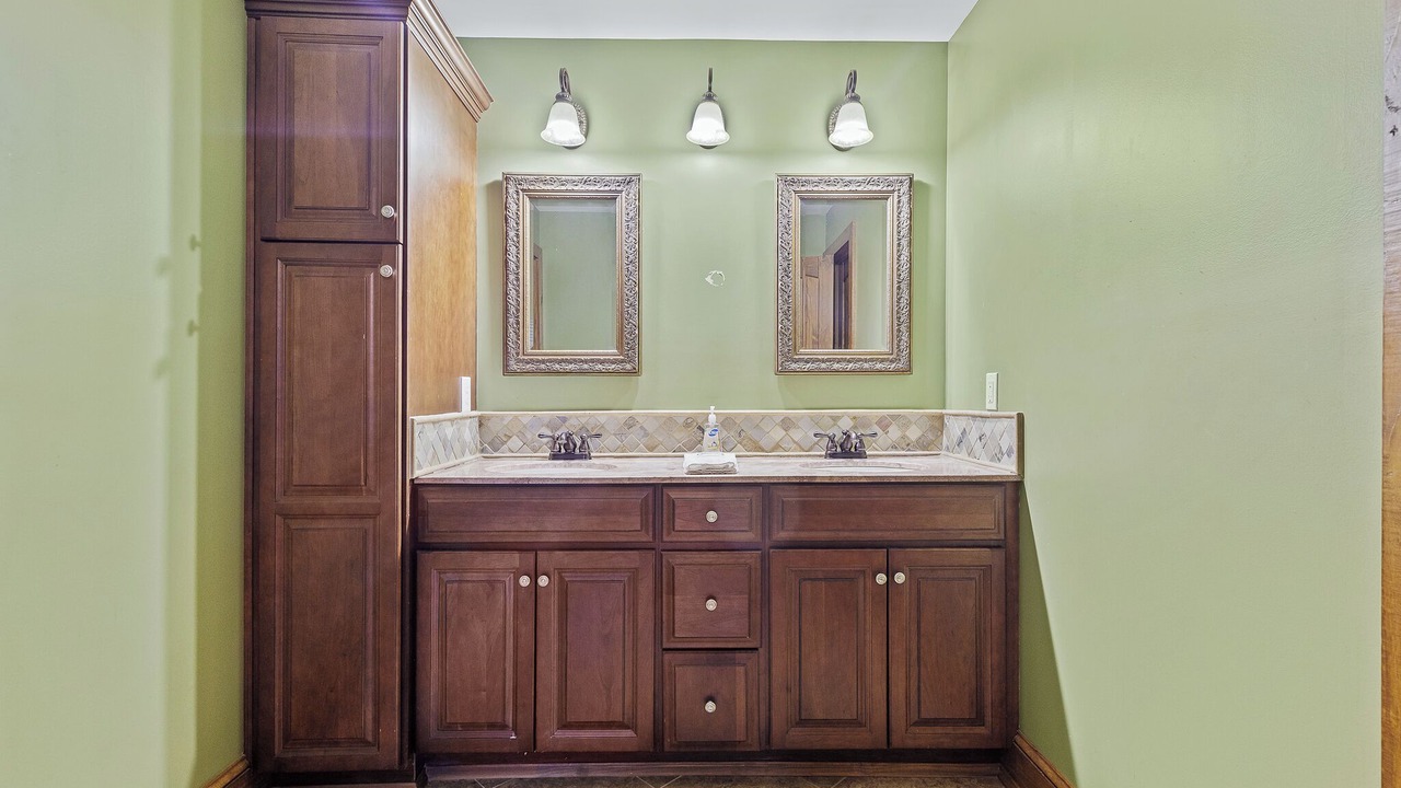 Photo of Bathroom in Crane Hill