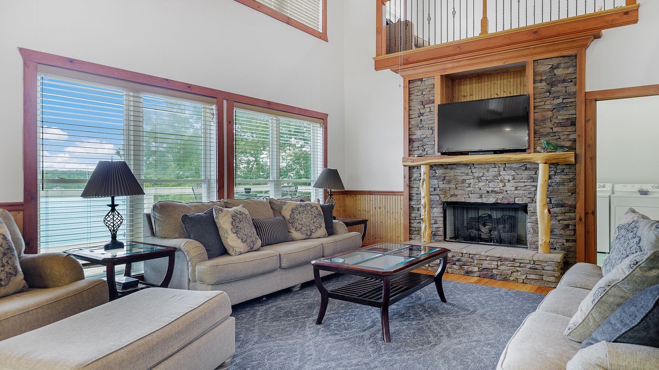 Photo of Livingroom in Crane Hill