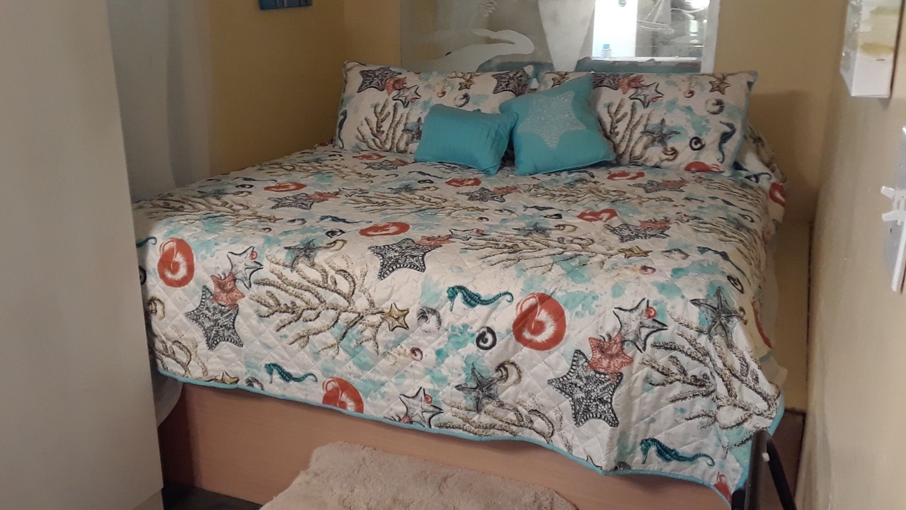 Photo of Bedroom in Dauphin Island