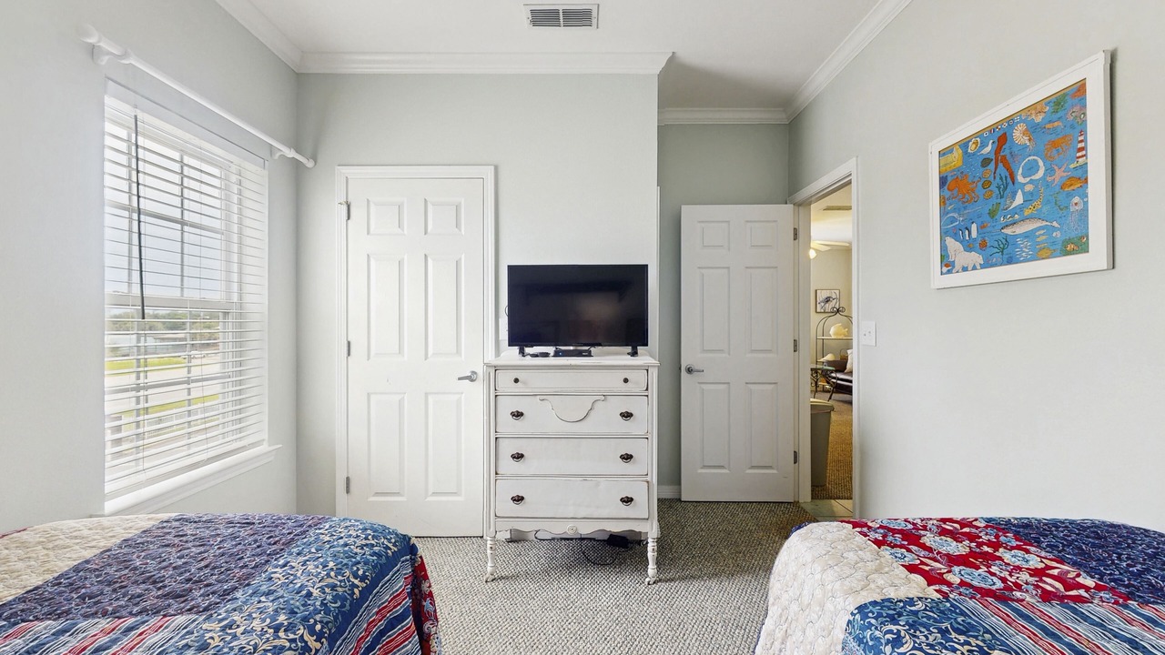 Photo of Bedroom in Dauphin Island