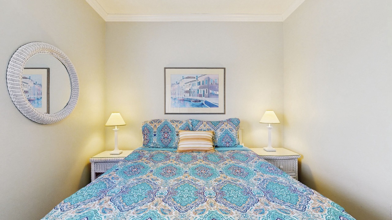 Photo of Bedroom in Dauphin Island