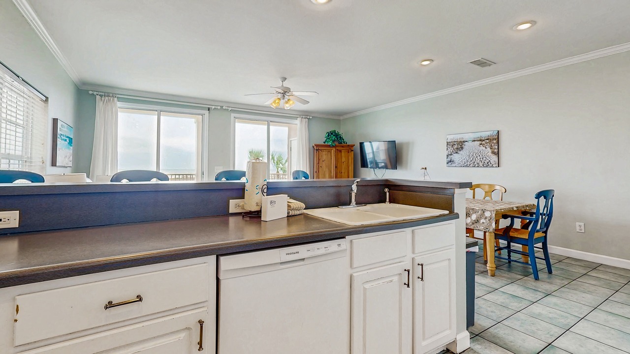 Photo of Kitchen in Dauphin Island