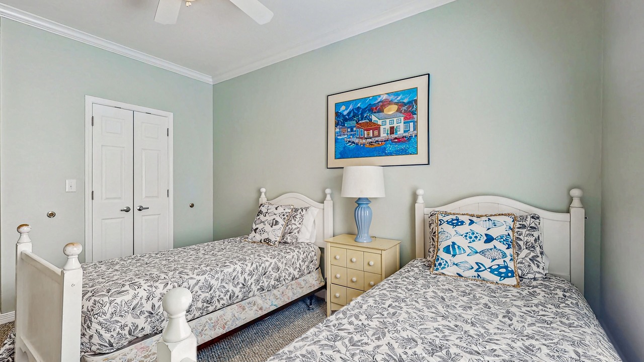 Photo of Bedroom in Dauphin Island