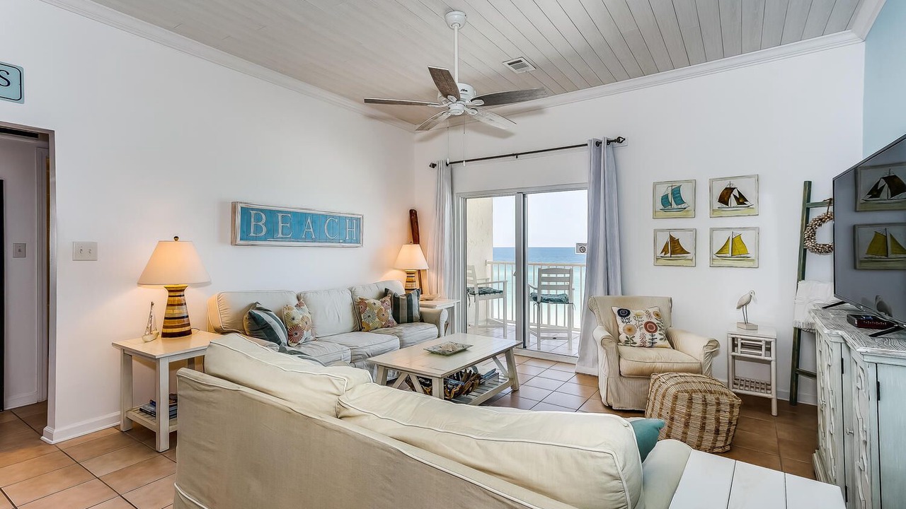 Photo of Livingroom in Pensacola Beach
