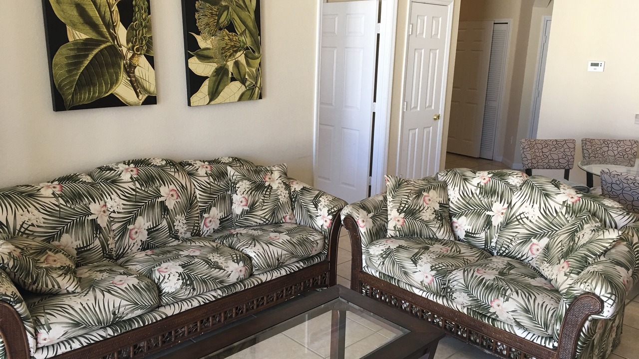 Photo of Livingroom in Windsor Palms