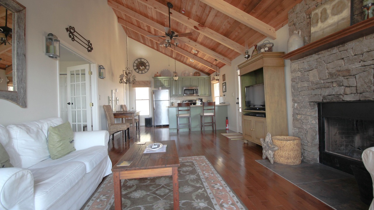 Photo of Bedroom in Valley Head