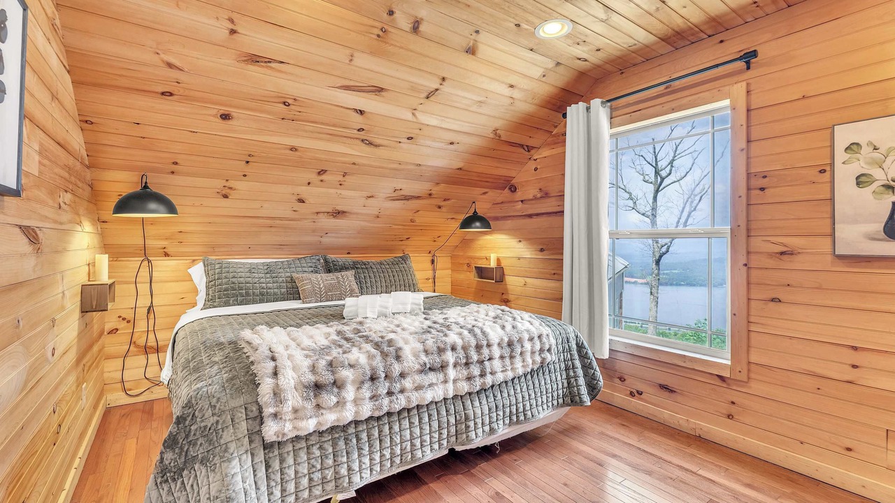 Photo of Bedroom in Bryant