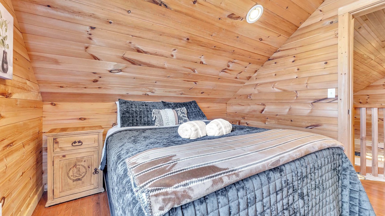 Photo of Bedroom in Bryant