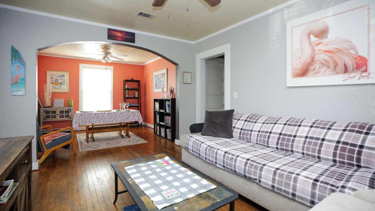Photo of Livingroom in East Pensacola Heights